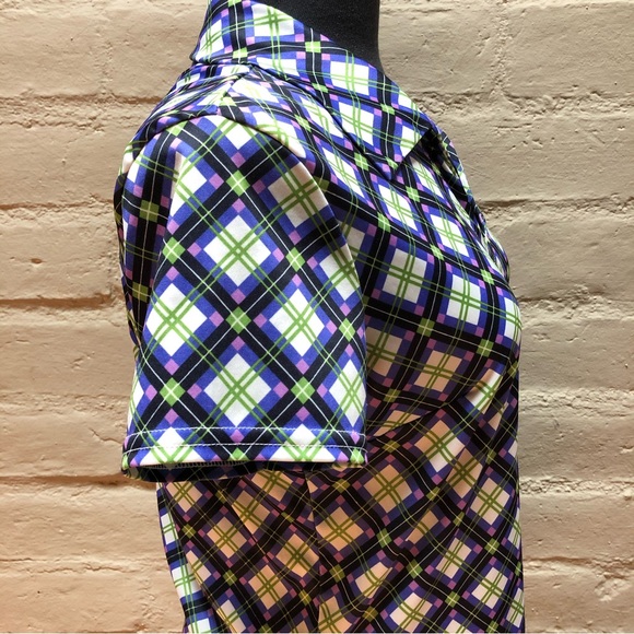 〰️🟣 VTG Geometric Patterned Top🟣〰️ - Picture 3 of 9